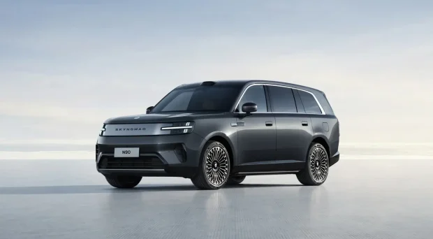 Xiaomi dezvăluie SkyNomad N90, SUV-ul inovator cu interior „mobilier de living” inspirat de luxul Range Rover și Rolls-Royce