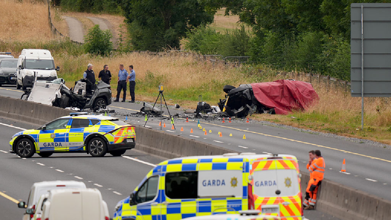 Cinci tineri au murit într-un accident pe o autostradă din Irlanda. Autoritățile se tem de un fenomen alimentat de rețelele sociale