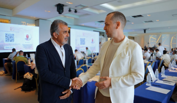 Dr. Cazacu Corrado a participat la Full Arch Summit Mykonos 2026, dezbateri despre cele mai noi tehnici în implantologie dentară