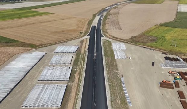 Tronsonul Bacău – Pașcani din Autostrada Moldovei A7 va fi finanțat de la bugetul de stat după 31 august, anunță Ilie Bolojan