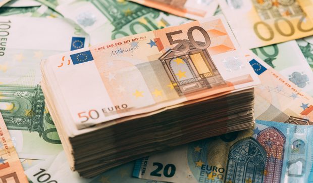 Ferrarelle din Italia oferă joburi bine plătite: salarii de până la 45.000 euro anual și oportunități pentru absolvenți