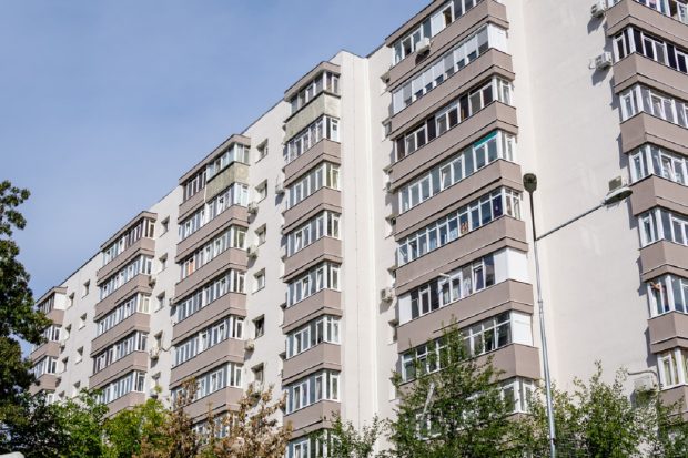 Care sunt drepturile şi obligaţiile tale la bloc, conform legii asociaţiilor de proprietari