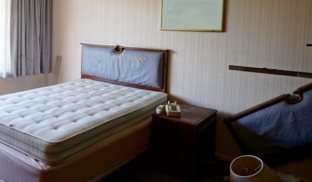 O turistă a plătit peste 1.800 de euro pentru un sejur în Grecia, dar condițiile din hotel au făcut-o să plece în prima noapte