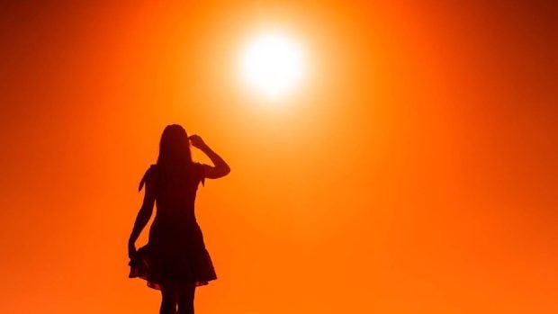 ANM a emis Cod roșu de caniculă în trei județe din țară, temperaturile vor atinge 40°C. Restricții pentru TIR-uri. La ce să ne așteptăm săptămâna viitoare