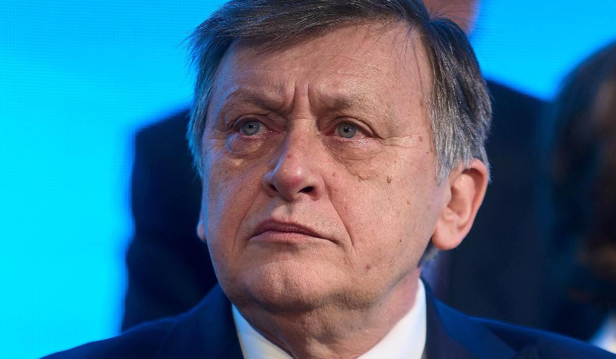 Imagine asociată subiectului: Crin Antonescu îl indică pe Alexandru Nazare drept posibil premier