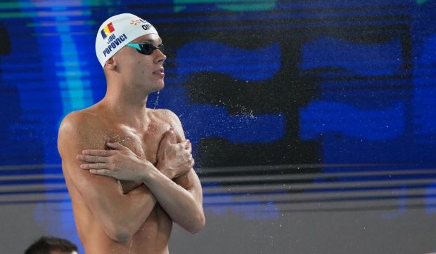 David Popovici s-a calificat în semifinalele probei de 200 m liber la Campionatele Europene de la Paris, după aurul la 100 m