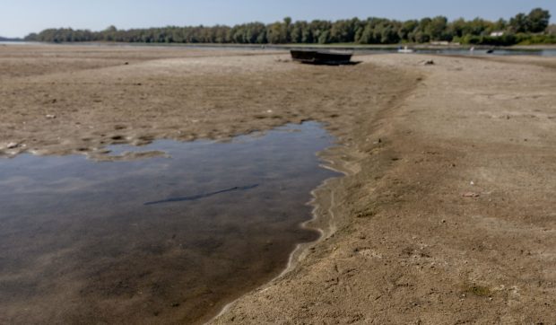 Dunărea a scăzut dramatic, cu 2 cm, de ieri până azi: când s-ar putea opri Reactorul 2 de la Cernavodă