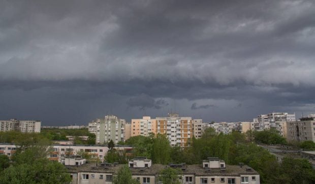 Ploi, descărcări electrice și rafale de până la 55 km/h în București: ANM anunță o schimbare bruscă a vremii