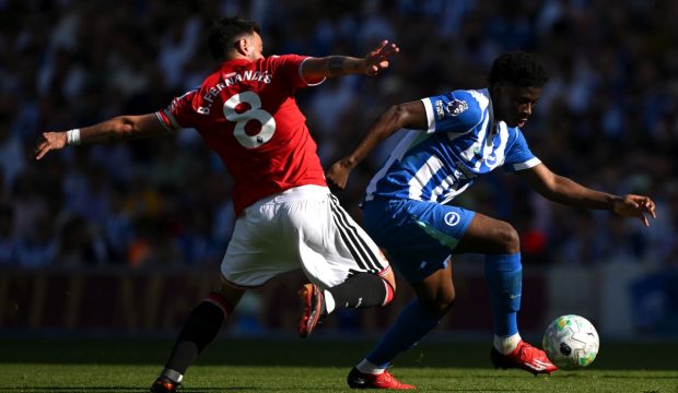 A locuit într-o colibă făcută din scânduri, iar acum are un salariu de 5,5 milioane de euro pe an. Povești dramatice ale fotbaliștilor din Premier League