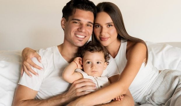 Ianis Hagi și Elena Tănase celebrează primul an al fiului lor, Giorgios, cu o serie de fotografii emoționante