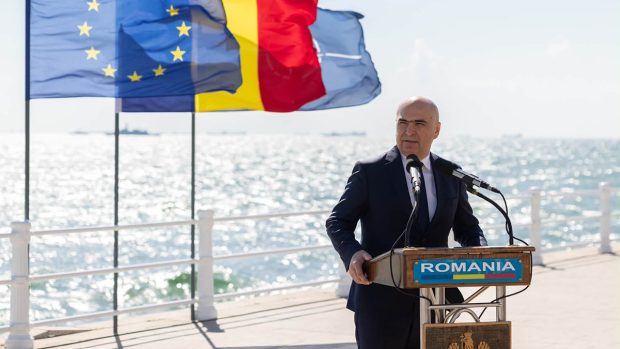 Bolojan și provocările unei administrații criticate în contextul politic actual