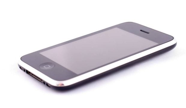 Cum a fost anticipat iPhone-ul în anii ’60: viziunea surprinzătoare din 1963 asupra telefonului viitorului