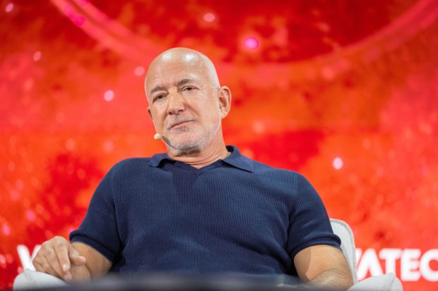 Jeff Bezos și provocarea accesului în clubul exclusivist al miliardarilor de pe insula Indian Creek