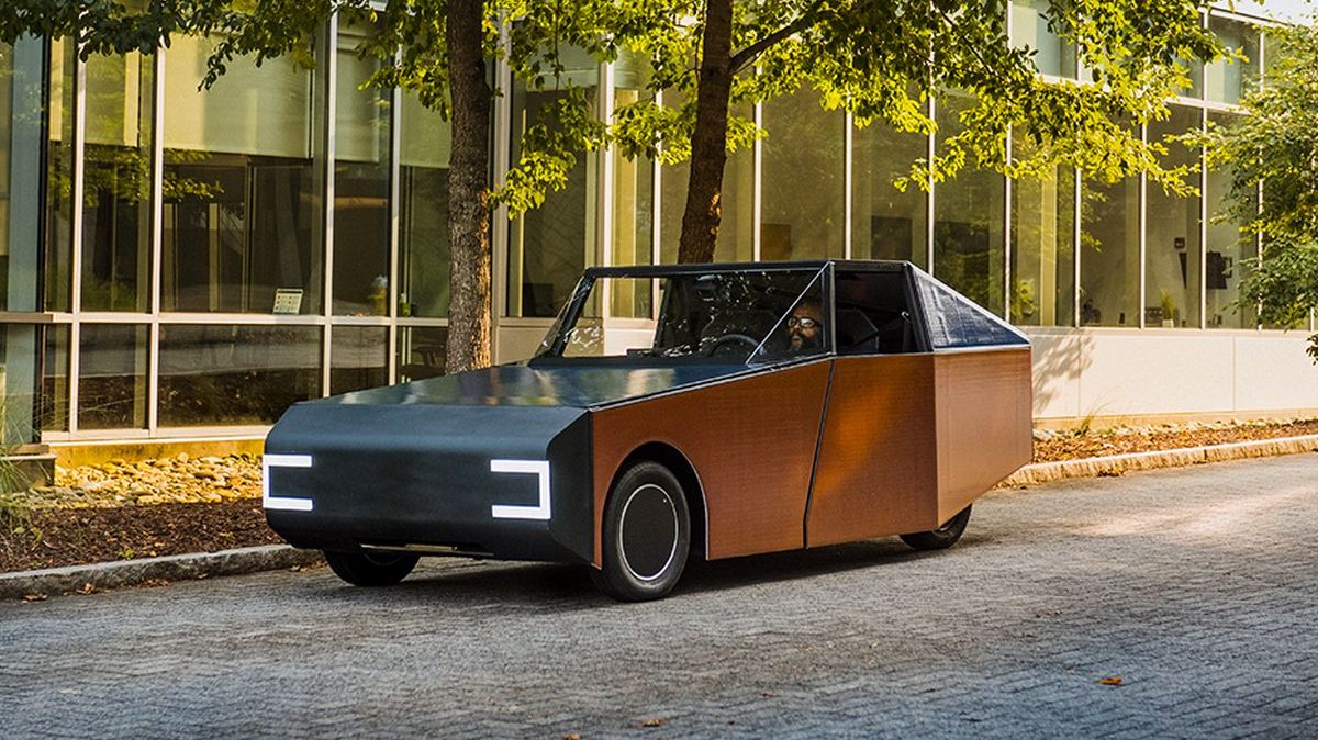 Deep Orange 17 Self Charging Electric Car Weighs 550 Kg - News Directory 3
