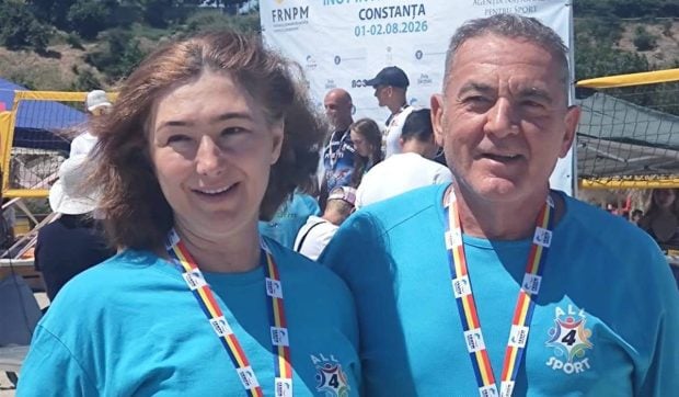 De la viața agitată din Capitală la medalii naționale: povestea unui fost bancher care la 65 de ani domină natația în Sibiu