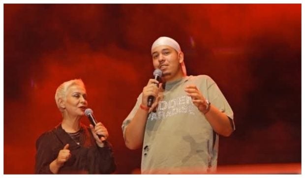 Fiul Monicăi Anghel o surprinde cu cererea de a urca pe scenă cu două ore înaintea concertului din Oradea