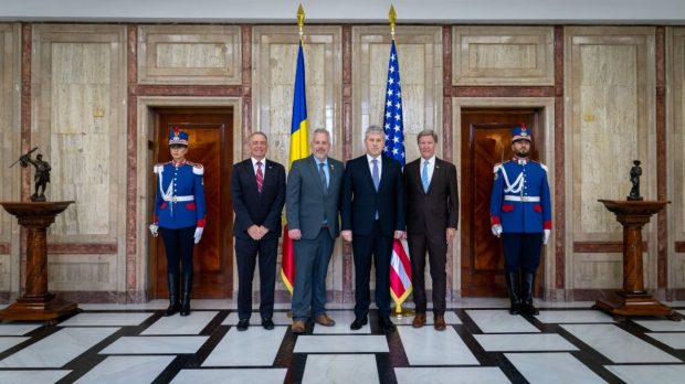Vizită importantă a Congresului SUA în România: discuții despre întărirea prezenței militare americane în regiune
