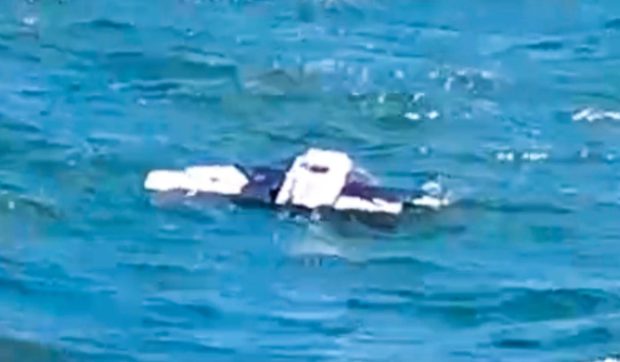 Fragmentul de dronă semnalat în Marea Neagră, în zona digului de sud al Portului Midia, a fost recuperat: „Nu prezintă încărcătură explozivă”