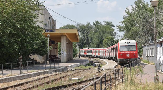 Gara Titan Sud – o oază liniștită a Bucureștiului industrial între istorie și o terasă plină de viață