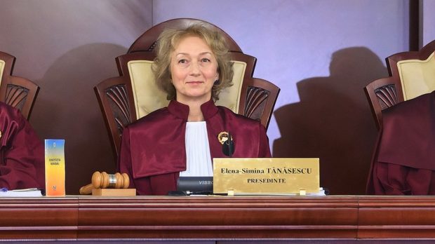 16 președinți de Curți de Apel cer explicații după ce CCR nu a negat discuția dintre Ilie Bolojan și Simina Tănăsescu înaintea deciziei pe Legea ANI