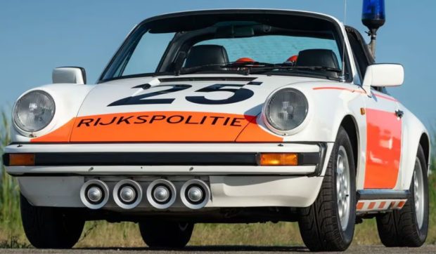Porsche 911 Targa al poliției olandeze, vândut la un preț record la licitație în SUA