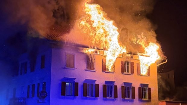 Doi români au murit în urma incendiului din Elveția de săptămâna trecută, anunță MAE
