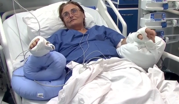 Femeie mușcată de două ori de un șarpe în timp ce încerca să-l salveze, apelează pentru ajutor la ChatGPT înainte de a merge la spital