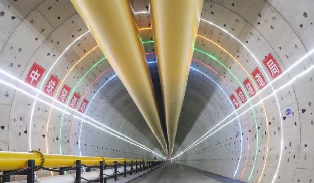 Tunel subacvatic de peste 11 kilometri la Yangtze, gata pentru trenuri ce vor circula cu 350 km/h