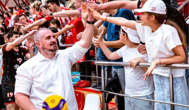 Premier Energy sprijină revenirea CS Dinamo București în CEV Champions League și dezvoltarea tinerilor voleibaliști