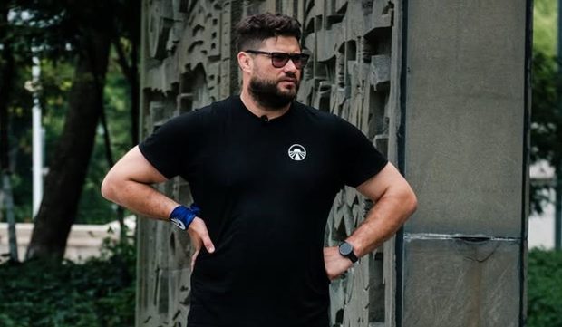 Cine este Alin Alexuc Ciurariu de la Asia Express 2026. Face echipă cu Gabi Torje la Antena 1