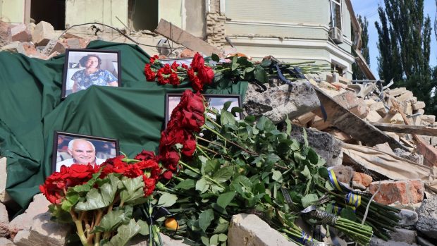 Generalul rus declarat vinovat de bombardarea spitalului de copii din Kiev a fost împușcat în fața casei sale