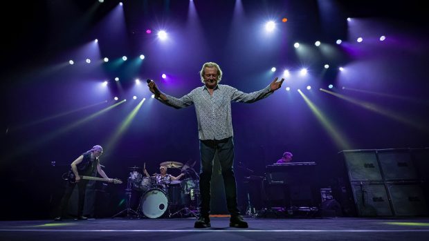 Ian Gillan, solistul trupei Deep Purple: „Cheia stilului și a etosului formației e faptul că fiecare este el însuși. Nu am încercat vreodată să urmăm moda sau un stil anume” 