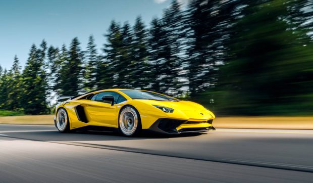 Un Lamborghini condus cu o viteză de 140 km/h a fost confiscat de polițiști: ce s-a întâmplat în Elveția