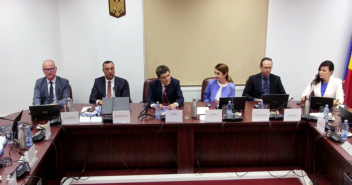 Poza pentru articolul Nicușor Dan, prima participare la o ședință a CSM în calitate de președinte: „Imensa majoritate a magistraţilor din România sunt oameni corecţi”. Ce spune despre anchetarea lor