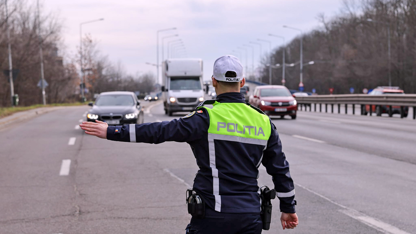 ul unui teribilist de 18 ani, confiscat pentru conducere fără permis